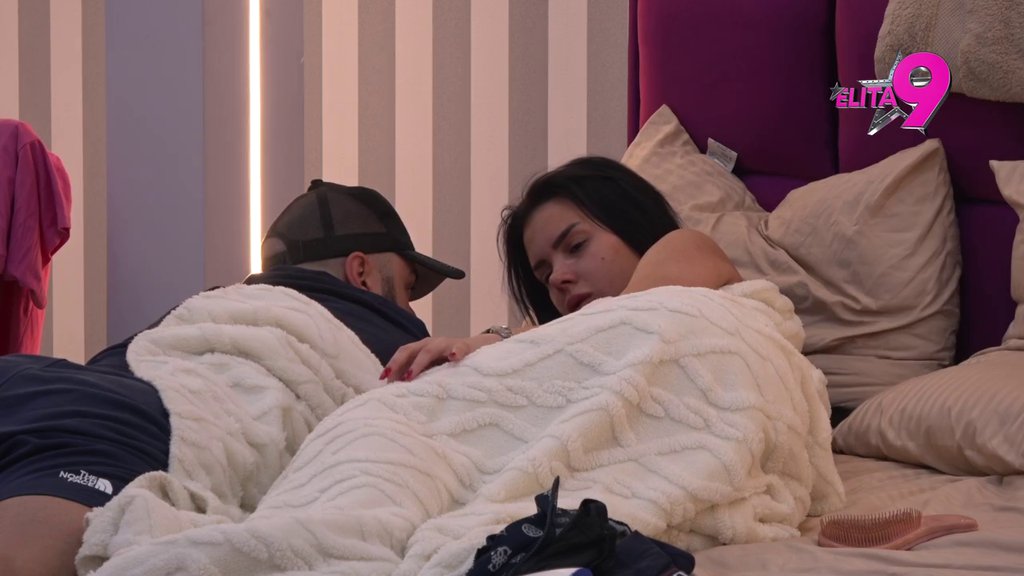 POTPUNO RASULO: Anita roni gorke suze zbog Luke, opstanak njihove veze upitan?! (VIDEO)