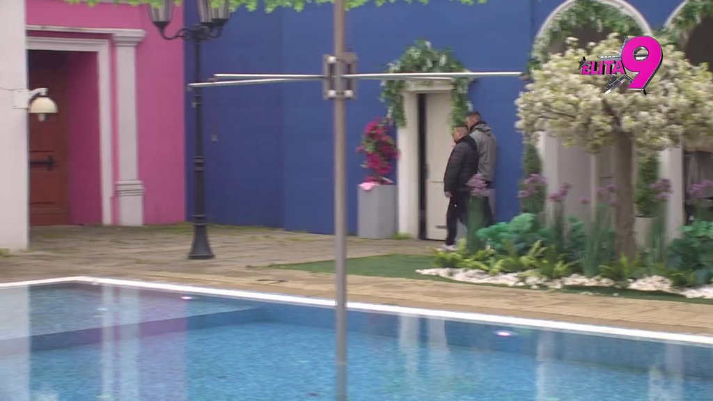 ŠAMAR REALNOSTI: Bebica pokušao da pronađe opravdanje za Teodorino ponašanje, Anđelo mu sručio gorku istinu u lice! (VIDEO)