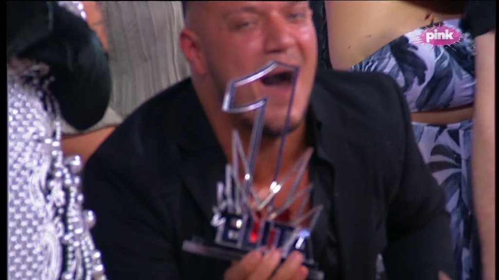 Gastoz je pobednik Elite 8! Imao je teško detinjstvo, doživeo vrtoglavu slavu, a onda je sve PALO U VODU! OVAKO SE IZDIGAO IZ PEPELA