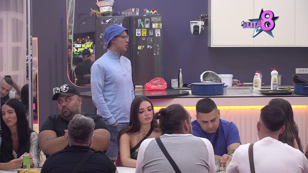 Besan kao ris! Gastoz demolirao Peju za sva vremena, stao u zaštitu Ene, pa ga odjavio: Ideš sa krstom, veličaš Đokovića, pa citiraš Eskobara (VIDEO)
