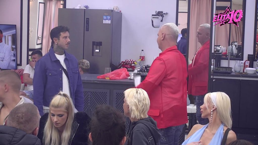 Veza pred pucanje?! Đukić purnja na Aneli zbog pogleda koje je uputila Caru, pa Dača i Uroš otkrili ŠOK informaciju!  (VIDEO)