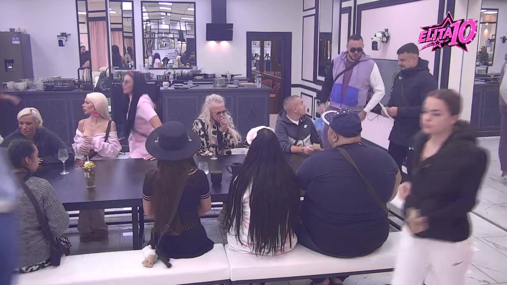 Njihova sudbina je u Terzinim rukama! Vođa izabrao NAJHARIZMATIČNIJE osobe u Beloj kući (VIDEO)