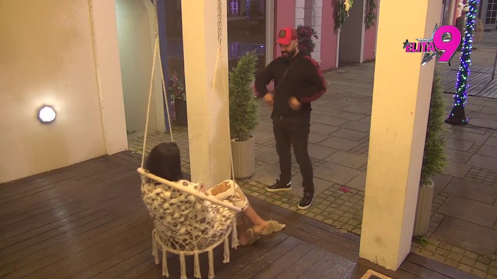 Imam traume od tebe! Luka pokušava da sklopi primirje sa Anitom, ona mu za narednu grešku najavila PAKAO! (VIDEO)