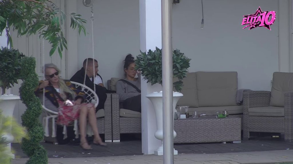 Zgadio mi se: Laura ogorčena na Cara zbog flerta sa Aleksandrom Jakšić, Dačo joj odbrusio: Ista si kao on! (VIDEO)