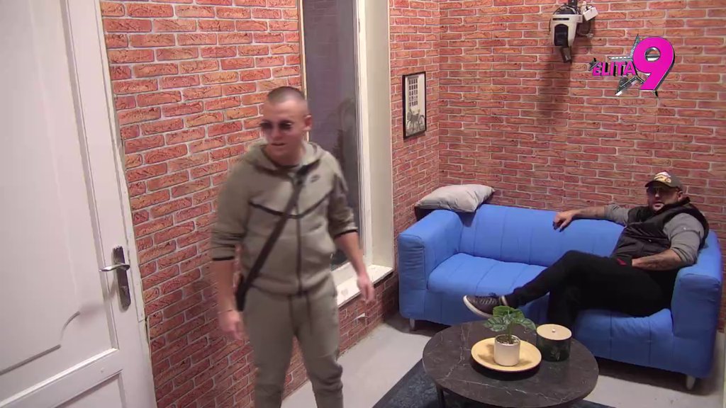 Opšti haos u radiju: Alibaba i Terza udruženim snagama udarili na Minu, Dača uleteo i stao u njenu zaštitu! (VIDEO)