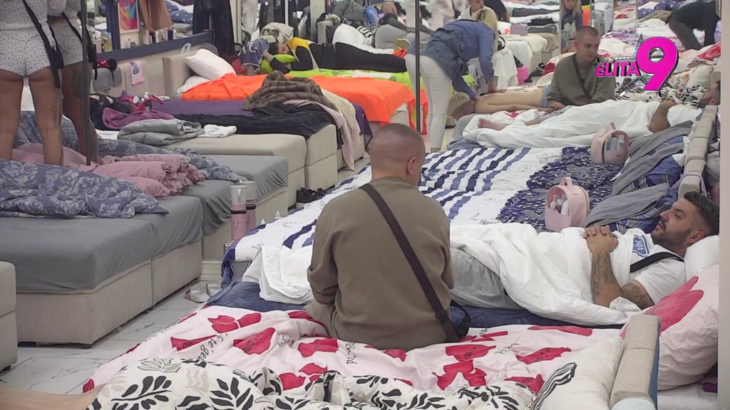 Dešavaju mi se čudne stvari: Alibaba šokirao priznanjem (VIDEO)