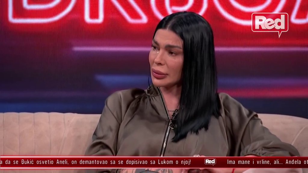 Slomila se na komade u programu uživo: Šmizla u suzama otkrila potresne detalje! Samohrana je majka, a evo šta se dešava sa ocem njene ćerke (VIDEO)
