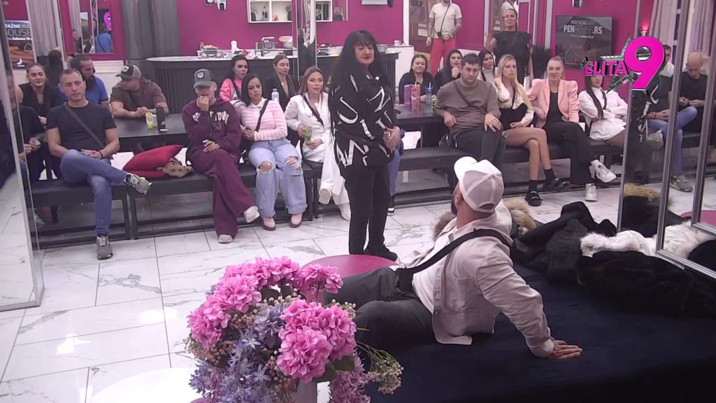 ANELI NA STUBU SRAMA: Asmin otkrio kakav je teror trpeo od nje, Janjuš dao savet njoj i Luki: NEMOJTE ŽIVETI ZAJEDNO, BOLJE...  (VIDEO)