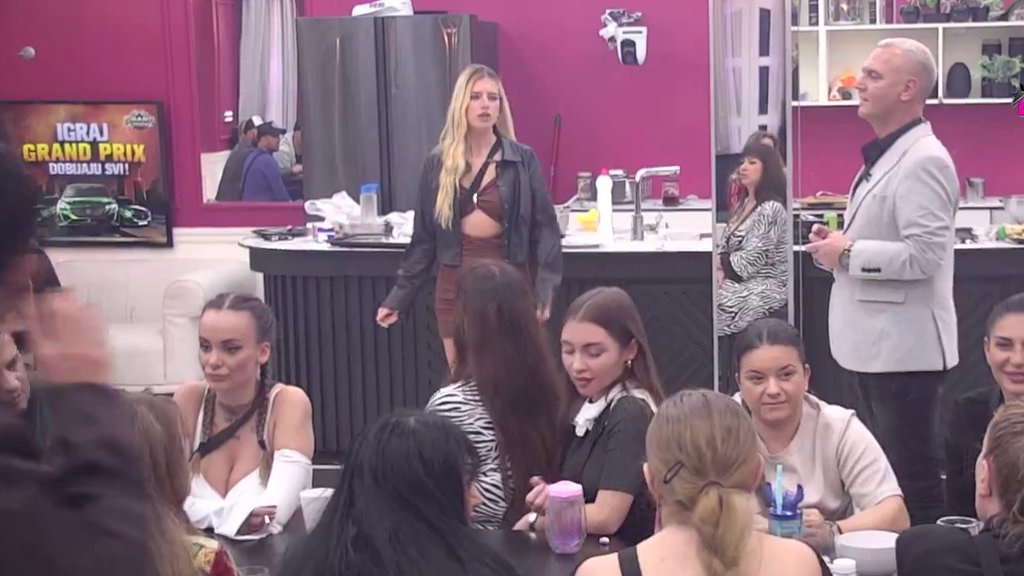 Ovu takmičarku vodi u hotel da uživa: Sara Šajić izabrala omiljenu osobu! (VIDEO)