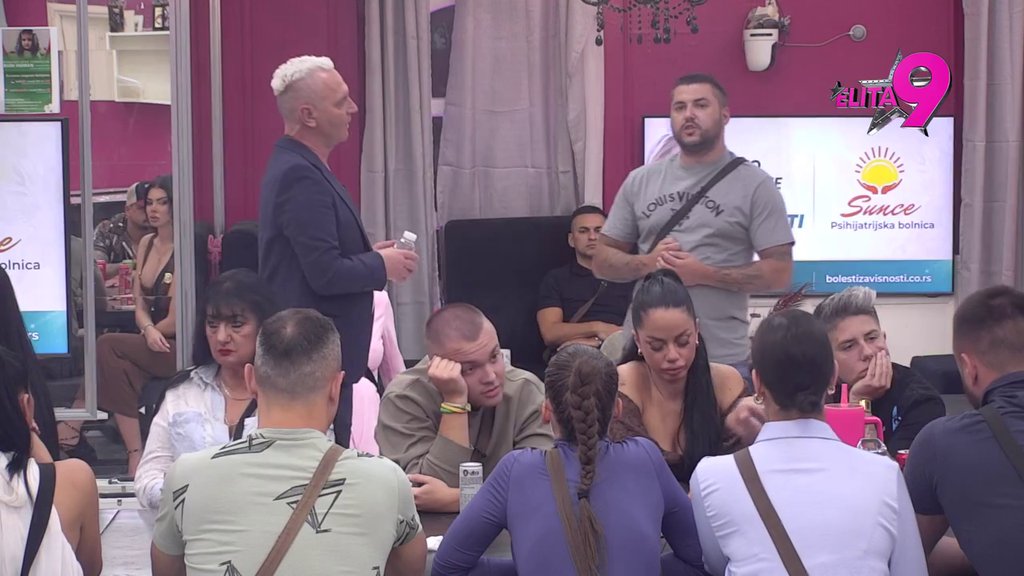 Sada joj je na meti Stanija! Boginja na stubu osuda, učesnici opleli po njoj: Podela bužeta je njen debakl (VIDEO)