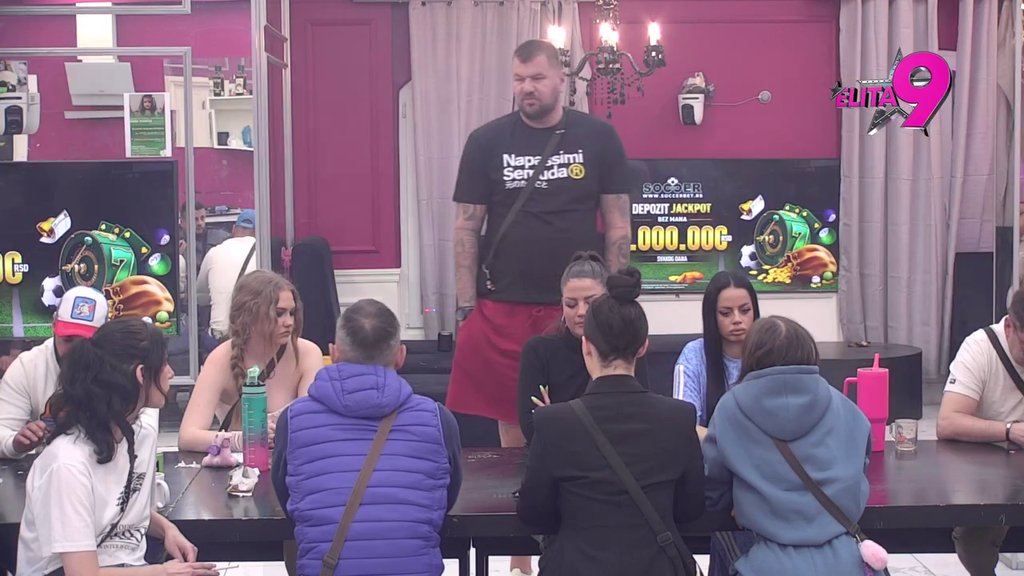 PATIŠ ZA FILIPOM: Janjuš dao savet Boginji, a Terza otkrio koji problem ima Sandra, odmah joj skrenuo pažnju (VIDEO)