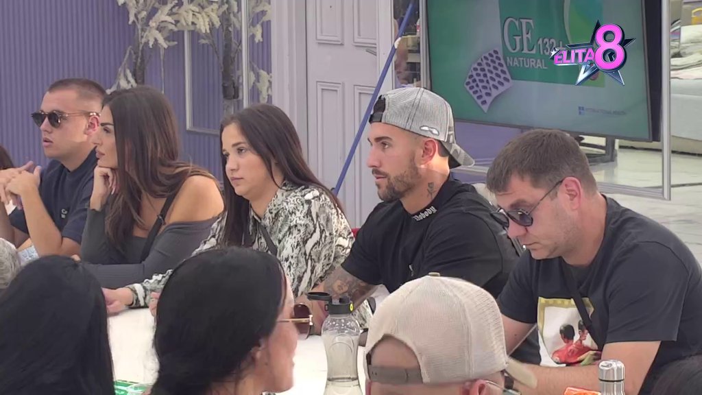 NEMAŠ LEPO MIŠLJENJE O NJOJ! Mateja provalio da Kačavenda KUPUJE MIR sa Anđelom, ona oštro demantovala njegove navode: SVI SU MISLILI DA... (VIDEO)