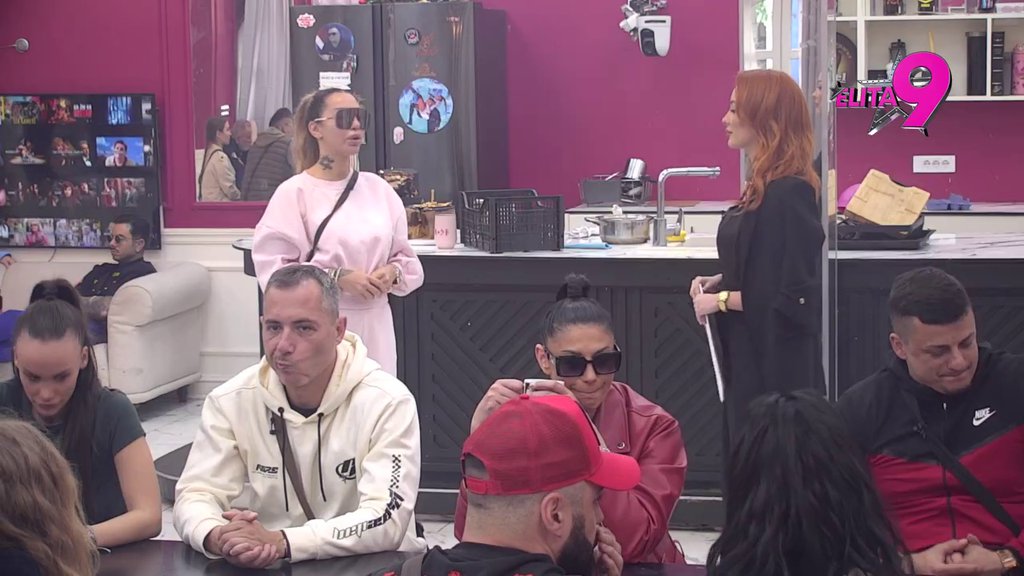 Napravio je od nje džumaru koja mu laje na bivšu! Stanija najstrašnije srozala Maju, pa dobila povratnu od Alibabe! Pravila haos na rođendan male Nore? (VIDEO)