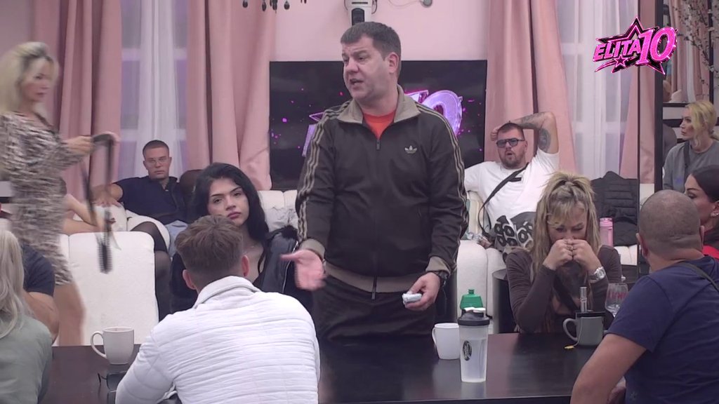 ŠOK! Car otkrio šta su zapravo on i Aleksandra Jakšić radili ispod pokrivača (VIDEO)