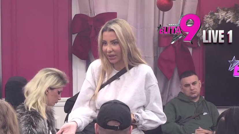 Njen život je jadan na podu bez igde ikoga: Alibaba ponovo brutalno ponizio Aneli pred svima, ona završila u suzama! (VIDEO)