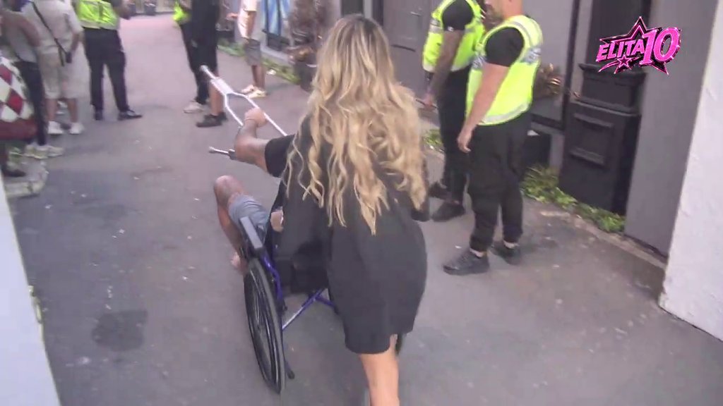 Pronašao način da razbije tenziju! Žestok okršaj Miljane Ristić i Rade Filip Car rasuo u paramparčad na ovaj način! (VIDEO)