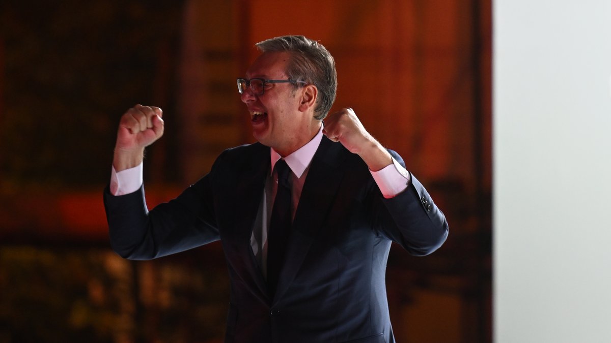 'OVO JE SIMBOLIČNO NJEGOVA POBEDA' I blokaderi priznali Vučićev uspeh u Novom Sadu (FOTO)