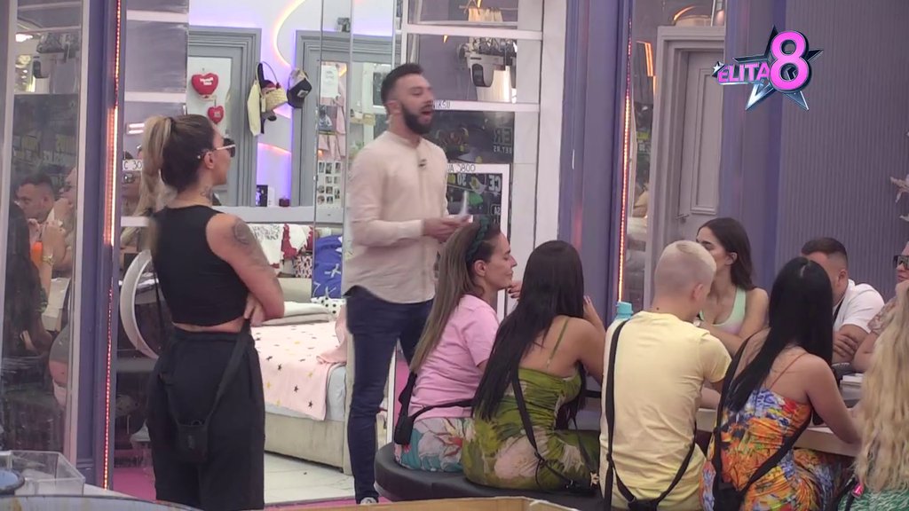 Brutalno ponižena Aneli Ahmić: Dušmani je najstrašnije srozali, Slađa odbranom nasmejala celu kuću! (VIDEO)