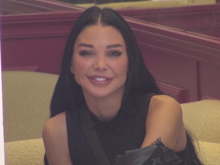 Bog zna kakav je Taki bio, pa je...Stanija razvezala jezik o Maji, zalepila je za samo dno: Ako vam je ona dobar čovek, evo vam je, nek vam spava s mužem (VIDEO)