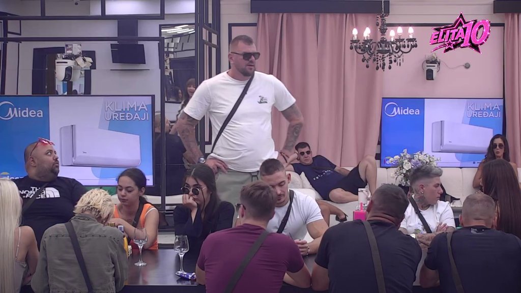 Dačo urnisao Aneli i Đukića, pa potkačio i Cara: Otkad si Anđeli priznao emocije... (VIDEO)