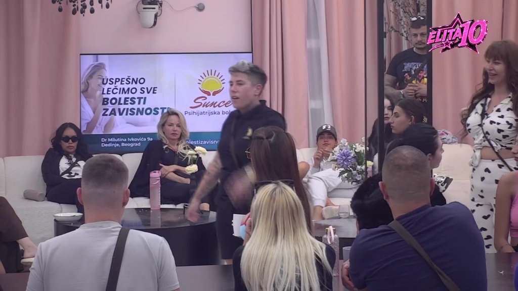 Pršte uvrede ko konfete: Terza razvezao jezik o prijateljstvu Glorije i Laure, pa žestoko potkačio Poršelinu! (VIDEO)