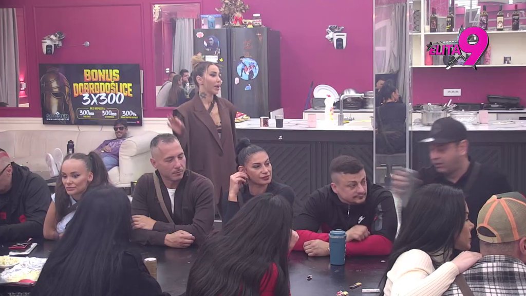 Aneli Ahmić ostala zgrožena prošle noći: Zbog s*ksa Maje i Alibabe joj nije bilo dobro, sada priznala sve detalje! (VIDEO)