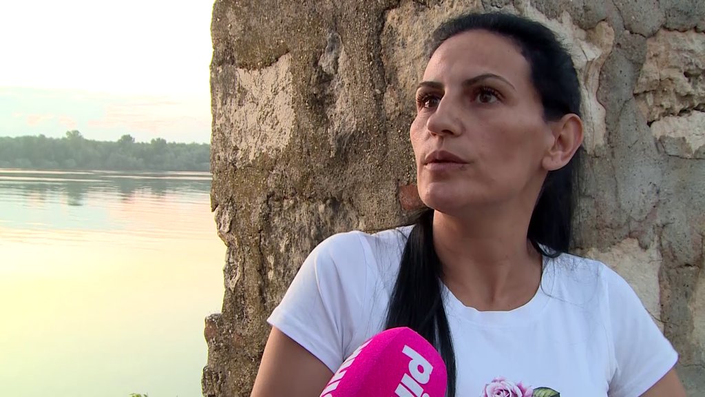 BILA U VIDNO LOŠEM STANJU! Mama Stefani Grujić optužila Matoru da je BANČILA DO ZORE dok joj je majka bolovala, pa otkrila šta joj je priznala: GOVORILA JE DA JOJ JE BRAT AGRESIVAN! (VIDEO)