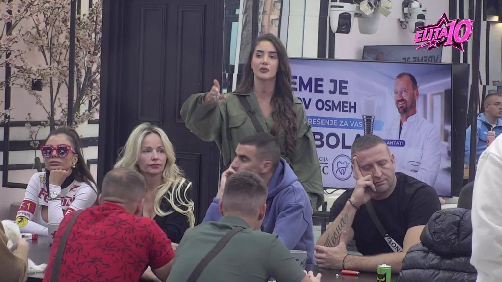 Filip Car nikad žešće napao Anđelu! Ispljuvao je kao nikad do sada, pa pomenuo i Đenoviće (VIDEO)