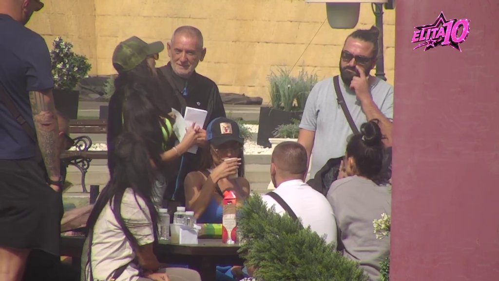Služi se ironijom i sarkazmom: Matora istakla da Janjuš krije svoje pravo lice, Anđela iskoristila priliku da potkači Karića (VIDEO)