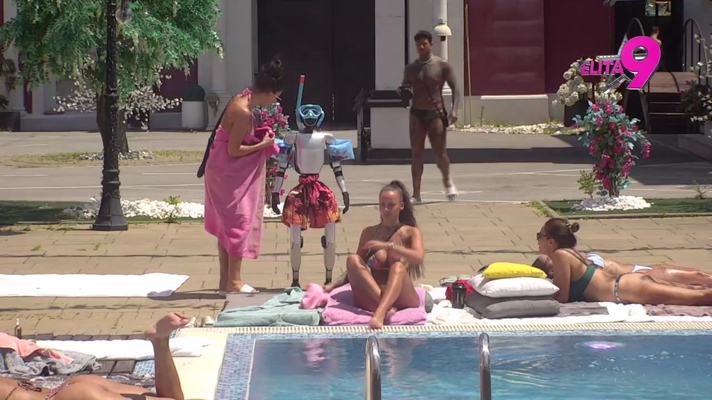 SPREMAN SI ZA FLORIDU! Toša stigao u 'Elitu', svi oduševljeni njegovim današnjim STAJLINGOM! (VIDEO)