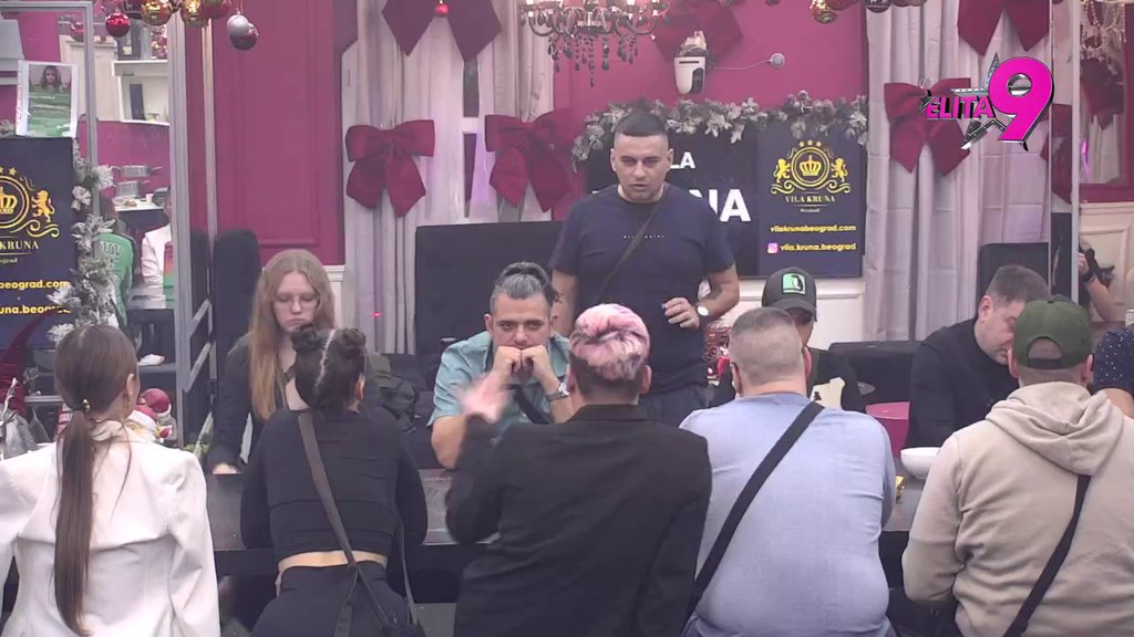 Od ponedeljka se igram sa tvojim mozgom: Uroš rešio da Sofiju UNIŠTI, posle njenih reči se žestoko nameračio na nju! (VIDEO)