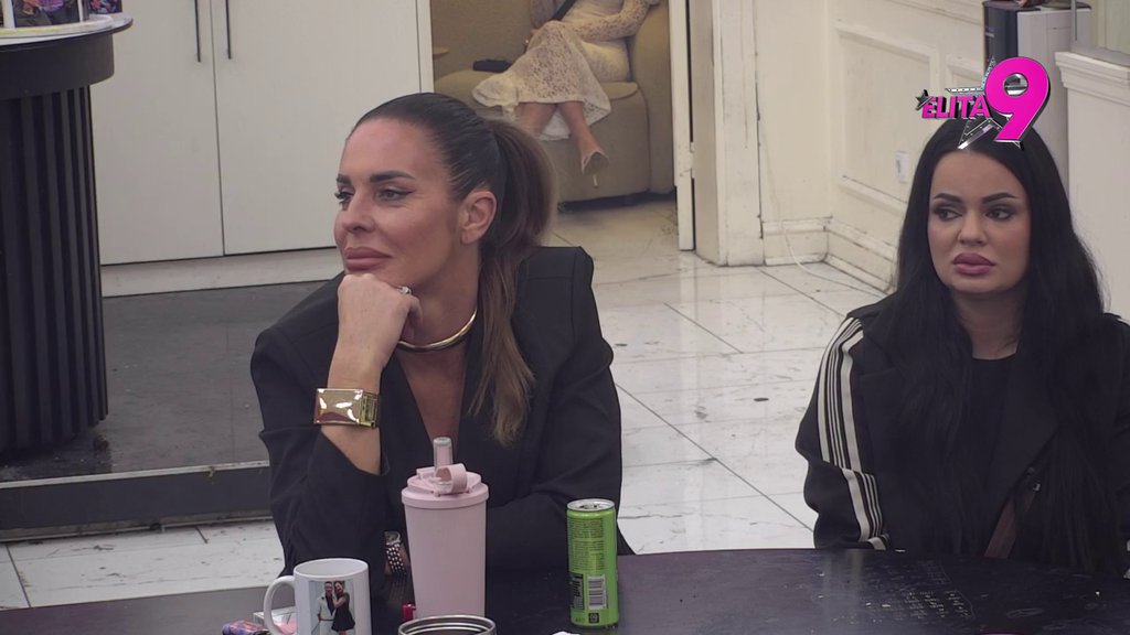 BEZ MILOSTI! Janjuša stigao blam zbog afere sa Milenom, obrisao patos njenim dostojanstvom: Ona je laka žena, pada kao bandera... (VIDEO)