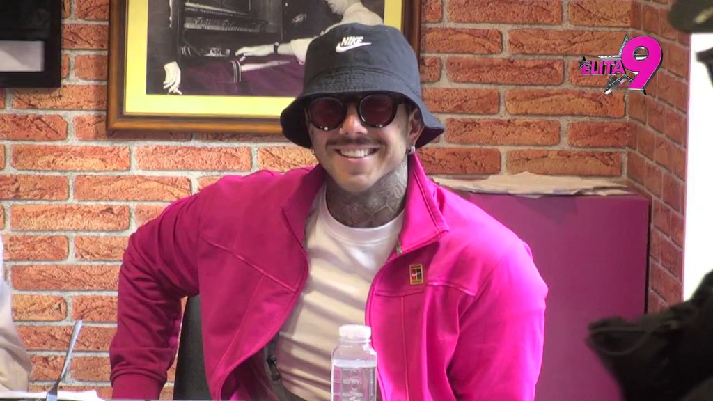 NIKAKO DA KAŽE KONKRETNO! Teodora sedi na dve stolice, niti pušta Bebicu, niti odbacuje Filipa! (VIDEO)