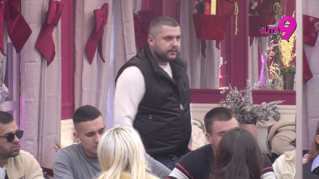 Takmičari urnišu Aneli Ahmić: Zbog vrelog plesa s Đukićem popila žestoke prozivke, svi otvaraju oči Maji! (VIDEO)