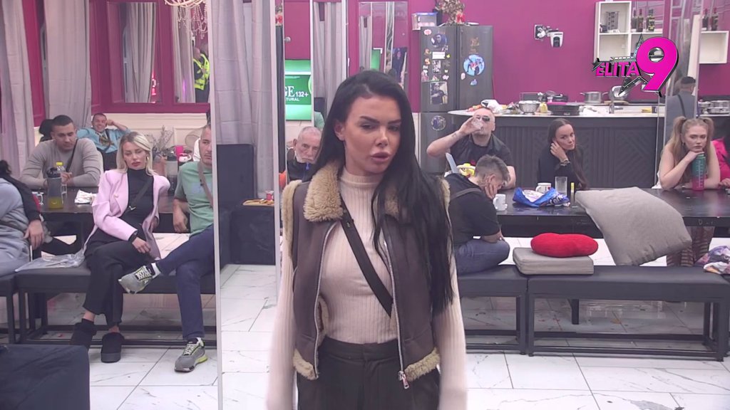 LUKA SA KNEDLOM U GRLU PRIČA O SVOM OCU! Neće videti nikog od člana porodice ako je to istina: Luka stao u odbranu Anite (VIDEO)