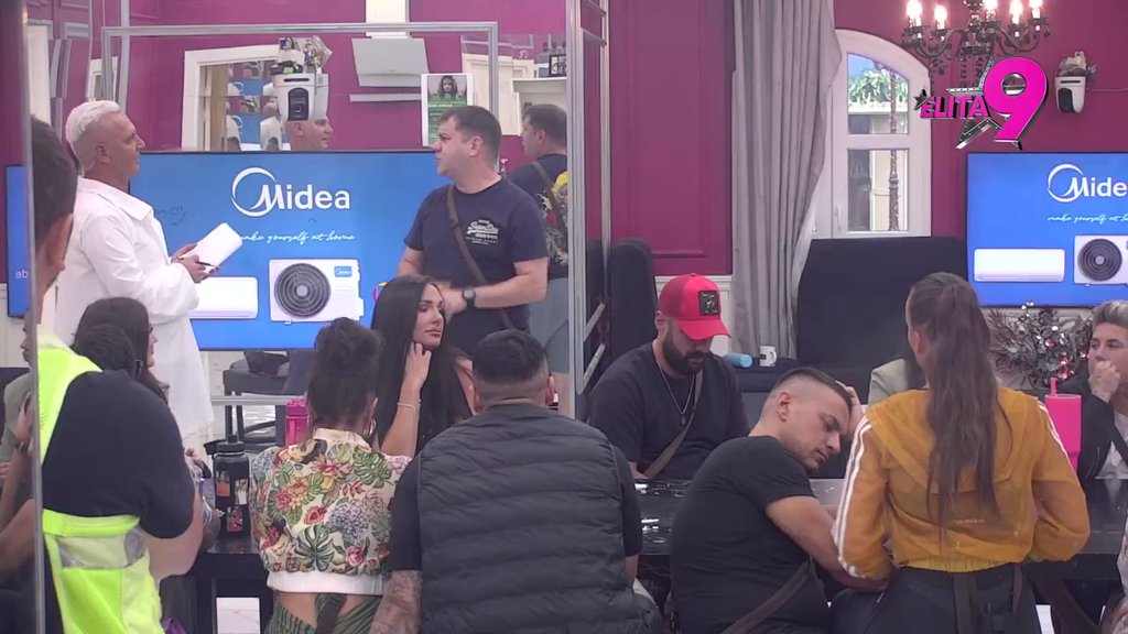 PRONAŠAO NAČIN DA SE OPARI! Ivan otkrio kada planira aukciju Anelinog prstenja, pa priznao šta će uraditi s tim novcem! (VIDEO)
