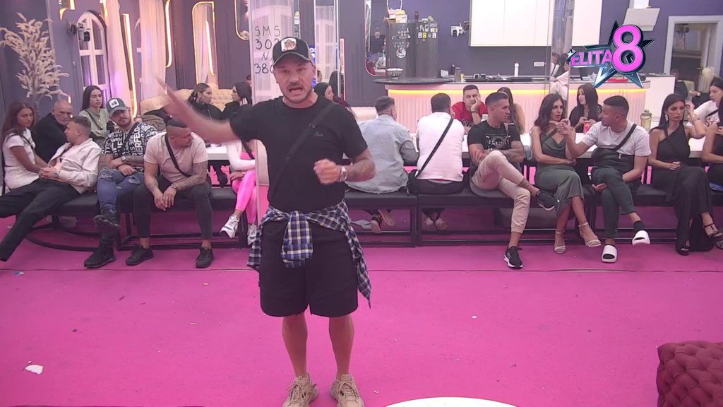 Imaće sa Jovanom luksuz, ali ona je u duši sirotinja: Bukti rat na sve strane! Matora žestoko zaratila sa Stefani i Munjom, pljušte brutalne prozivke! (VIDEO)