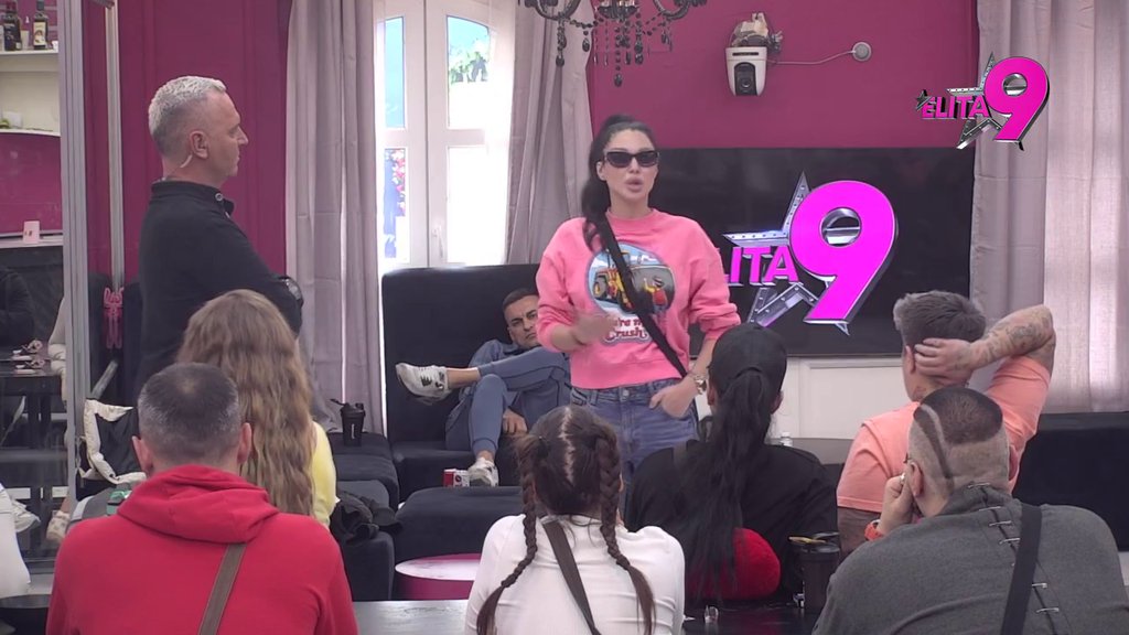 Ponižava mene, a njegova devojka opštila sa Filipom: Teodora zakopala Majino dostojanstvo ispod zemlje, više ne može Asmin da je kanali (VIDEO)