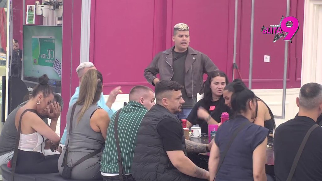 Niko ne može da nas poremeti: Anđelo dušebrižnicima zapušio usta, niko ga neće odvojiti od Stanije! (VIDEO)