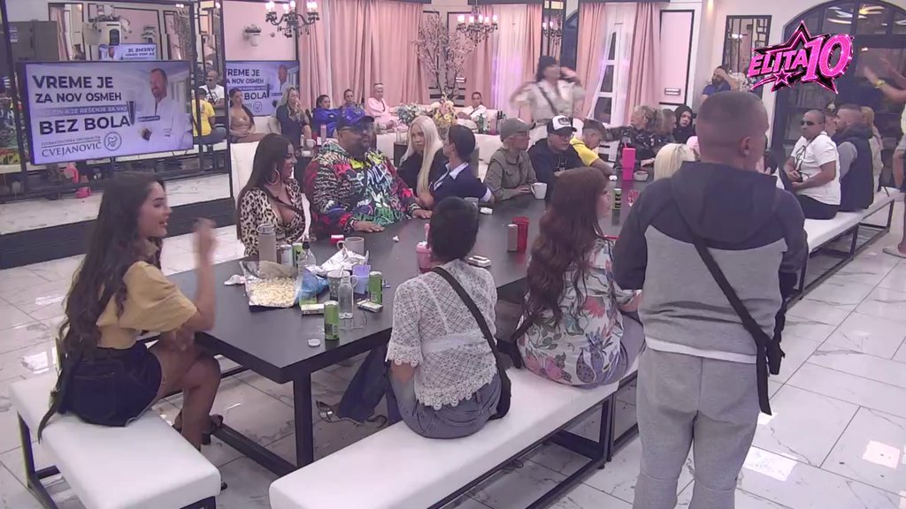 Poršelina skriva namere prema Lauri?! Učesnici je optužili da pokušava da je spusti, kako bi sebe uzdigla, ona zasevala poput groma! (VIDEO)