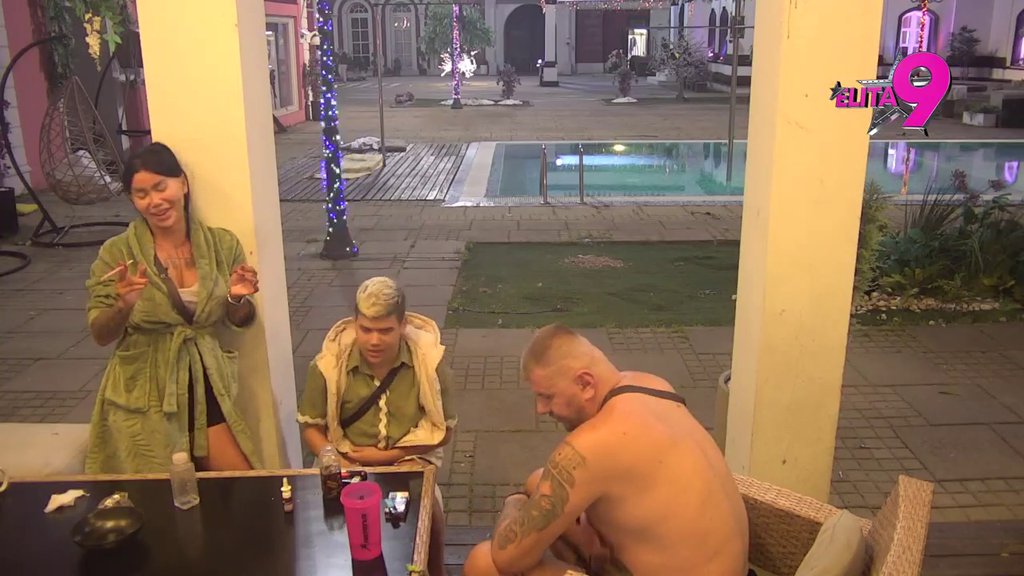 Lep je, čist, veliki! Uroševa analiza Janjuševog polnog organa nasmejala sve, Vanjna reakcija sve šokirala: Ako nije 22... (VIDEO)