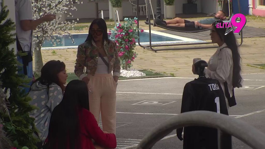 Kamo sreće da si ti sa Milicom imala takav razgovor! Sofija pokušala da ponizi Staniju, ona je SPUSTILA DO SAMOG DNA! (VIDEO)