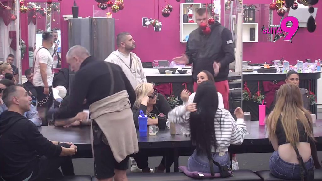 ŠOK: Lepi Mića uveren da se emocije između Aneli i Luke nisu ugasile, Janjuš ostao zatečen njegovom izjavom! (VIDEO)