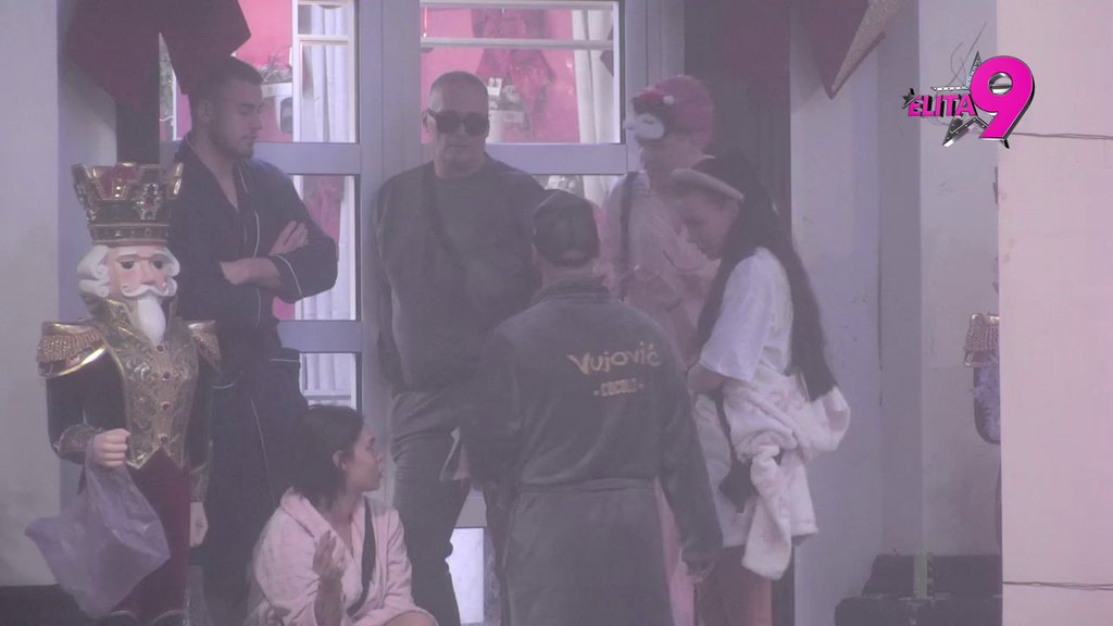 SADA JE SVE JASNO! Luka otkrio zbog čega Ivan čuva krevet za Aneli, Stanić razotkrio Marinkovića: Njemu nije smetala Jelena, je*ala se tu sa Rajačićem pored njega (VIDEO)