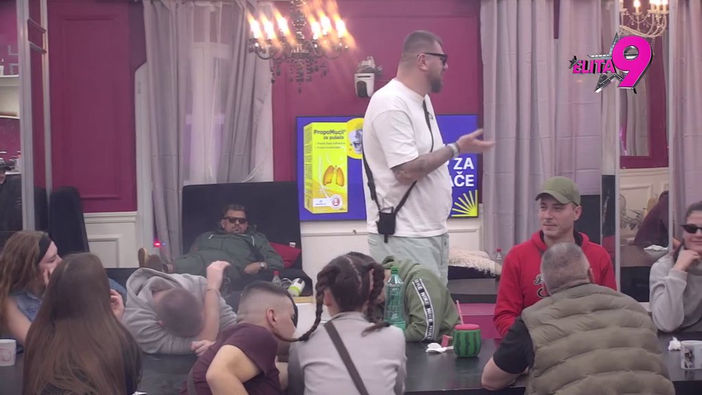 Ne odustaje: Boginja veruje da će biti Filipova devojka, a ne večna utorak šema! (VIDEO)