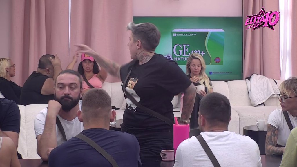 Nikoga ne simpatišem: Glorija tvrdi da joj niko nije zapao za oko, Matora istakla da je primetila varnice između Terze i nje: Videla sam osmehe i... (VIDEO)