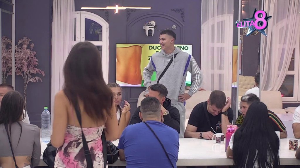 Obrnula ploču: Eni Zlata više NIJE ALKOHOLIČARKA, nazvala je gospođom, pa otkrila: Da ne osećam da sam kriva, ne bi mu nikada dala pristup (VIDEO)