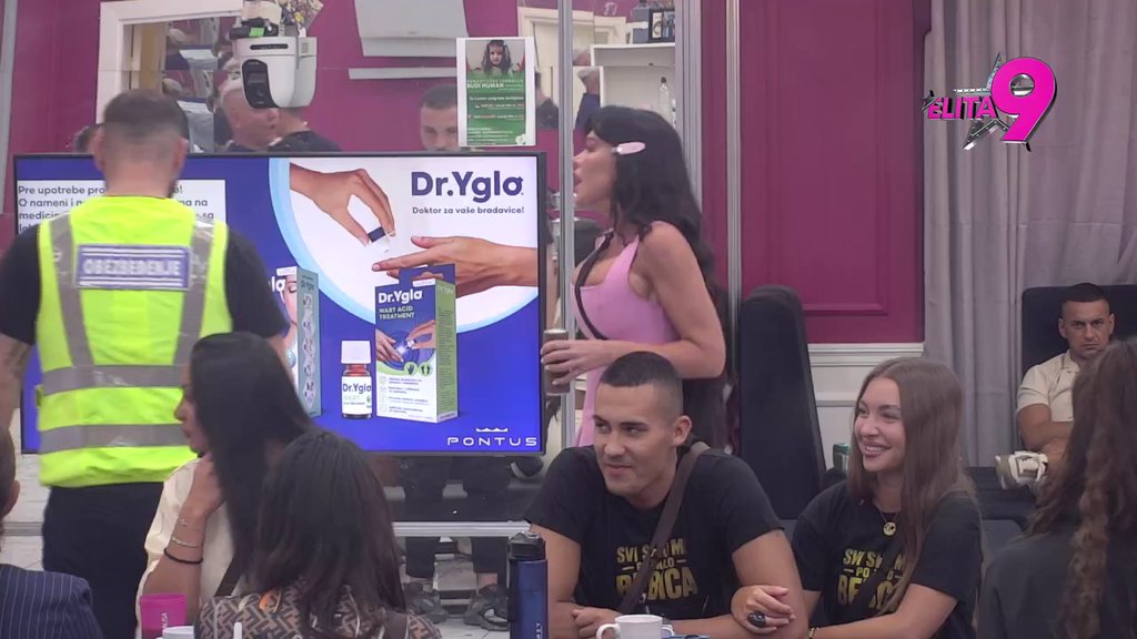 Totalni sunovrat Aneli Ahmić! Podžapala se sa Stanijom, pa sve priznala: Asmin je u tim trenucima bio DOBAR OTAC (VIDEO)