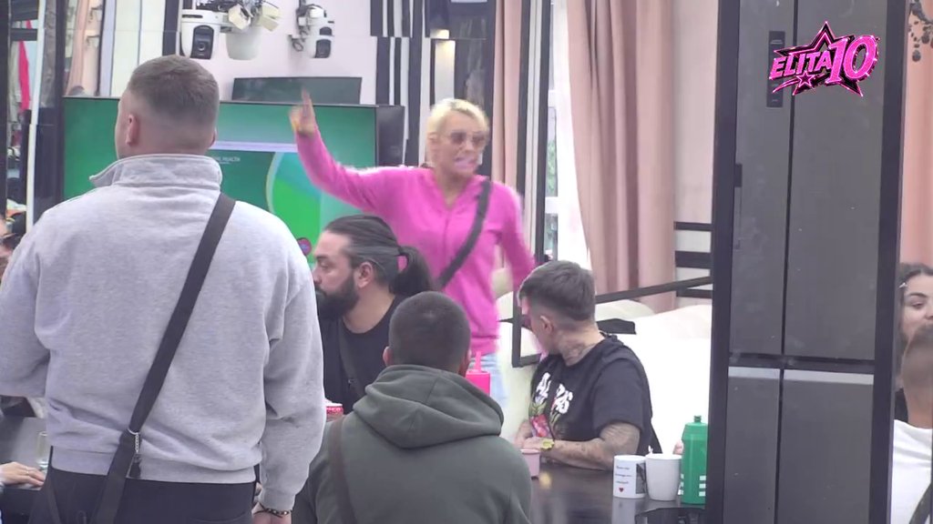 KARAMBOL MILJANE I JASENKE: Tresu se zidovi Bele kuće! Sve se desilo zbog Stefana Karića, on šokirao priznanje: Lagao sam, zauzet sam! (VIDEO)