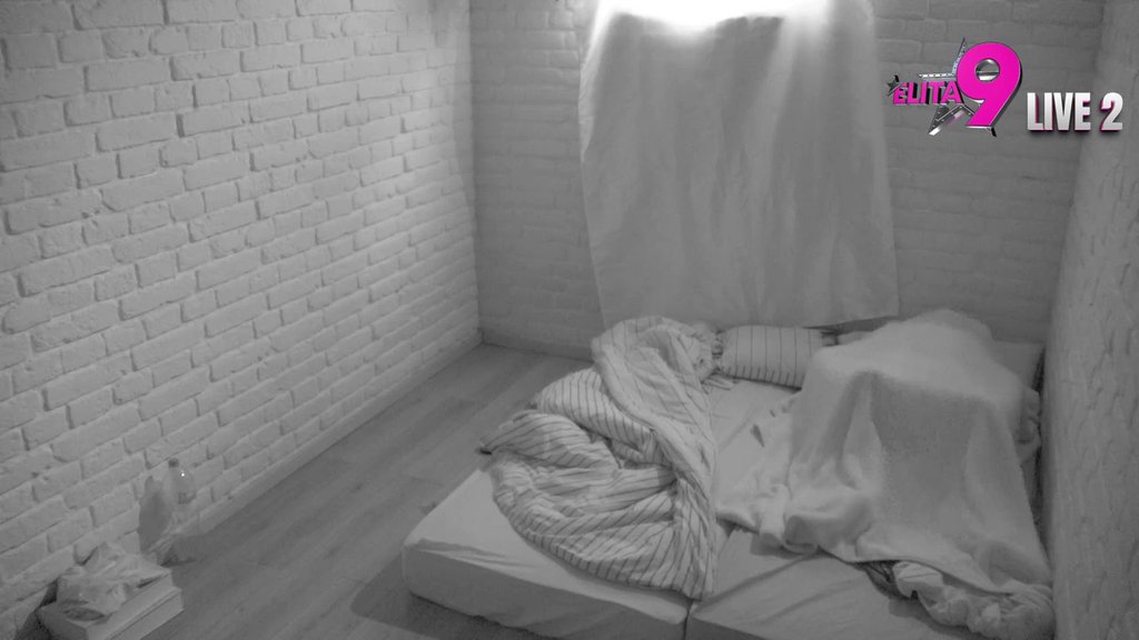 MOŽDA SE ZBLIŽIO S NJOM ZBOG OSVETE ANELI, ALI... Nakon žestokih akcija Anite i Luke oglasila se Biljana Vujović, evo šta kaže na novu snajku!